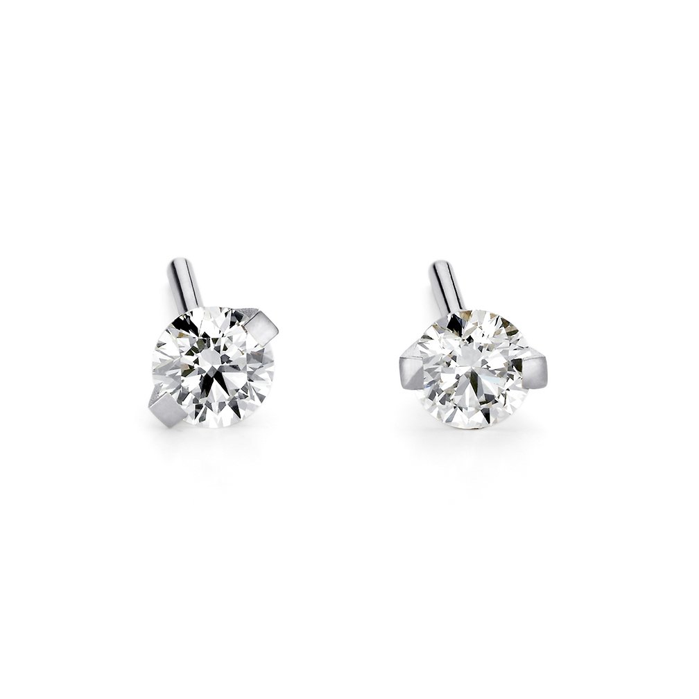 Niessing Princess earrings | 5 | Pt 950 | Platinum | 5 | VS2 | G | 0,23 ...